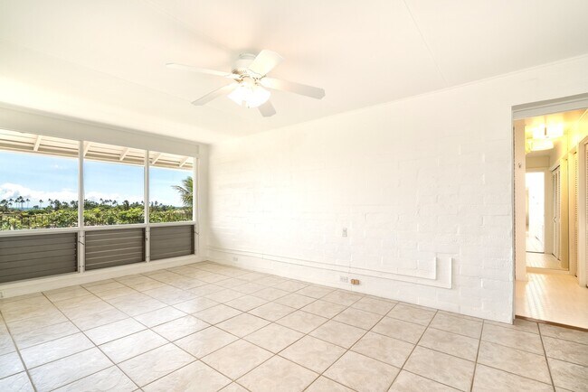 Building Photo - 1228 Koloa St