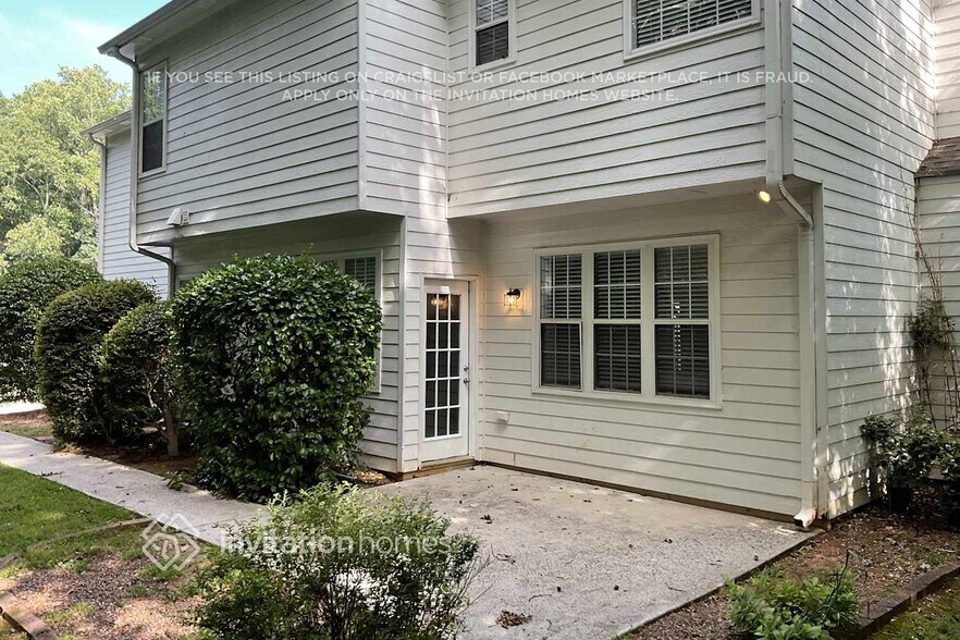 Building Photo - 4325 Briar Ridge Ln