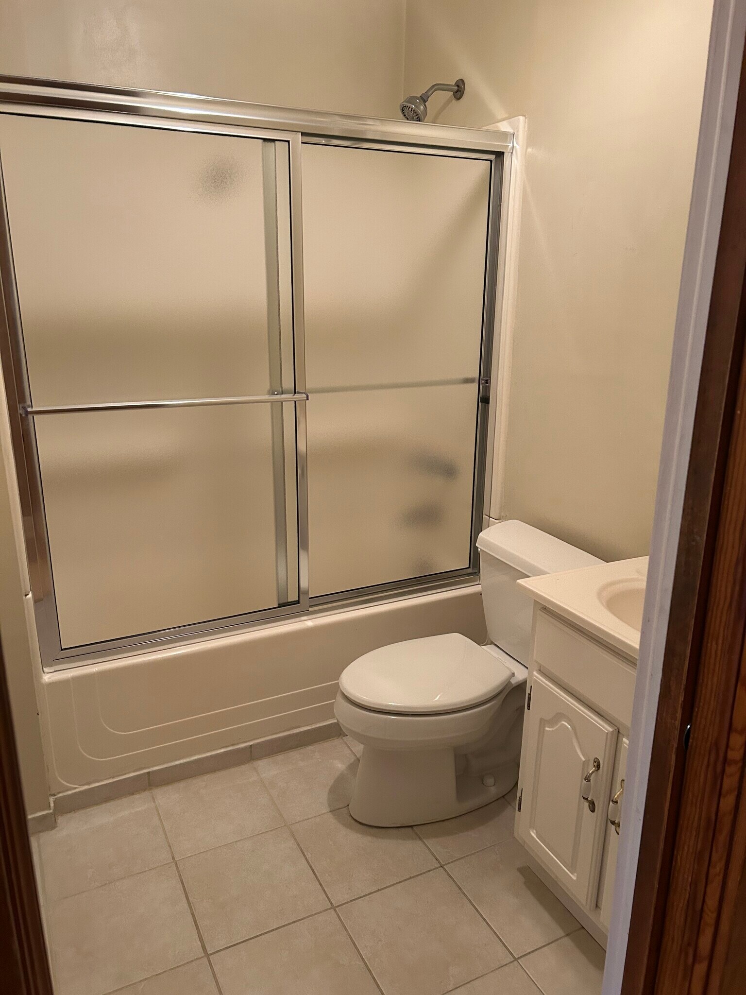 Updated full bath, spacious - 1 S Main St