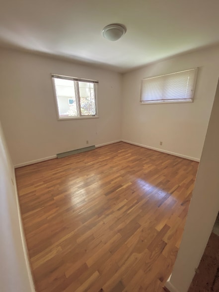 Building Photo - 1446 Norman Park Dr