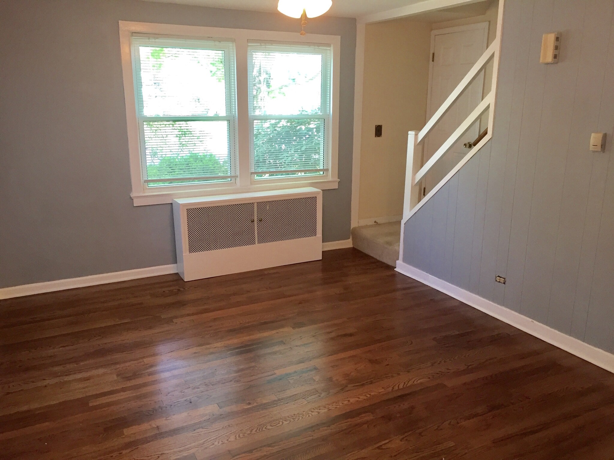 Living Room - 28 Greenlawn Dr