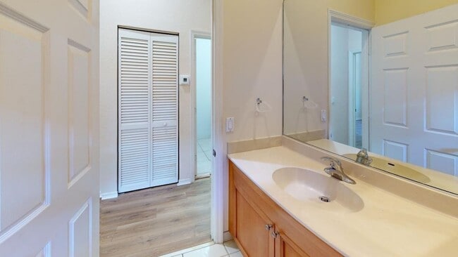 Building Photo - 5773 NW 119th Terrace