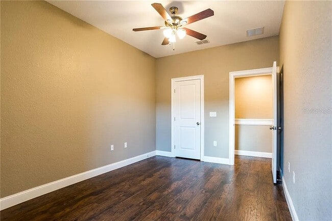 Building Photo - 5424 Lunn Landings Ave