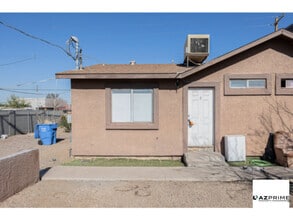 Building Photo - $250 OFF FIRST MONTH'S RENT MOVE IN SPECIA...
