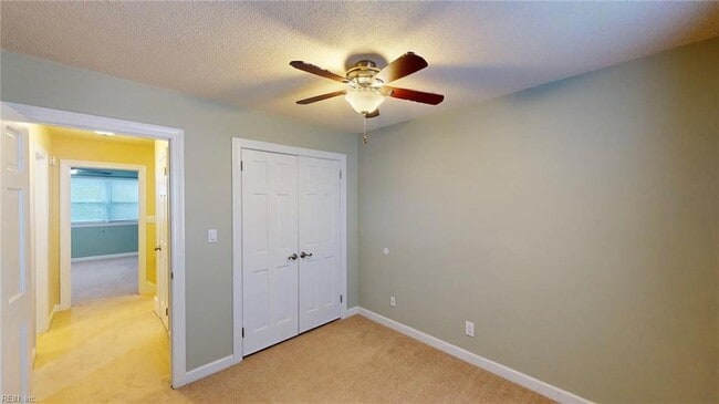 Building Photo - 707 Sir Walter Cir