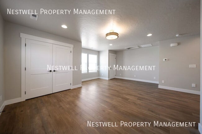 Building Photo - 11191 S Old Bridge Rd