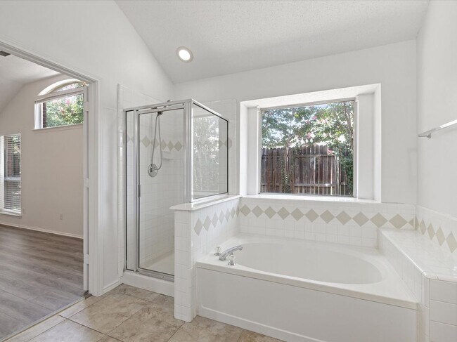 Building Photo - 5705 Frio Dr
