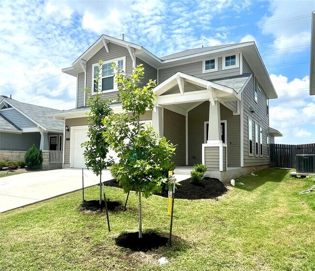 Building Photo - 6701 Wolf Pack Dr