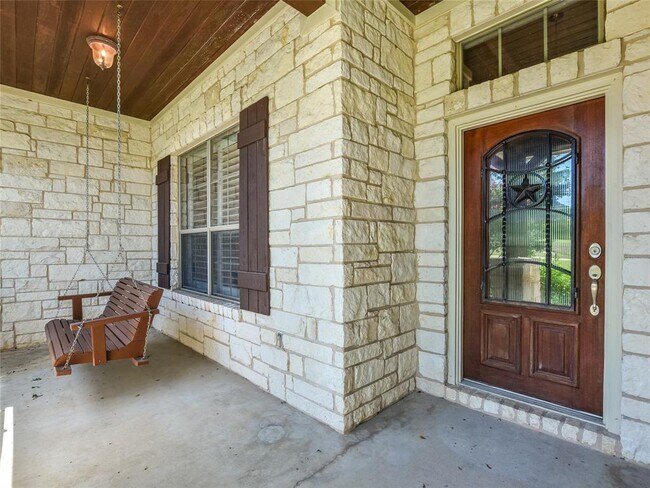 Building Photo - 131 Huck Finn Trail
