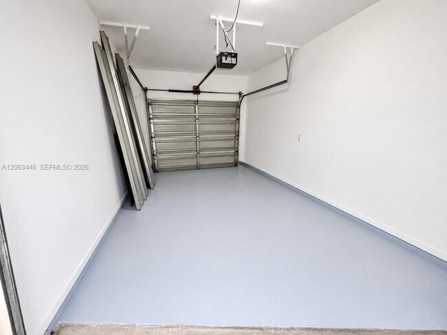 Building Photo - 12572 Shoreline Dr