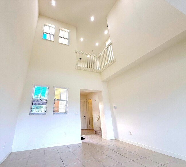 Building Photo - 685 Pacific Grove Dr