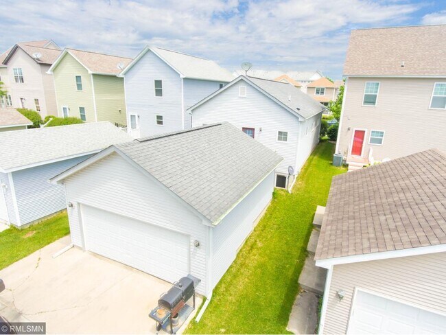 Building Photo - 2828 Faulkner Dr