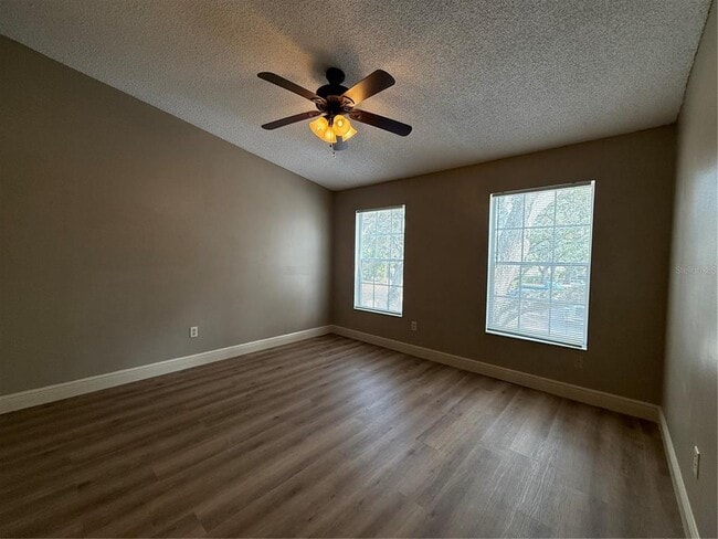 Building Photo - 2201 Fletchers Point Cir
