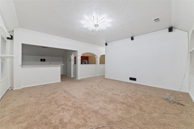 Building Photo - 10711 Castle Hills Ct