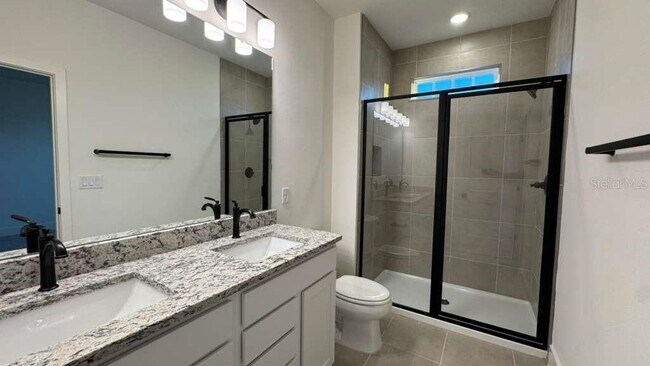 Building Photo - 15244 Groveside Rd