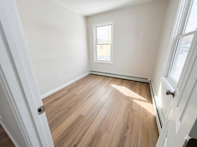 Building Photo - Shippee