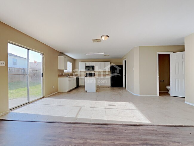 Building Photo - 503 Pine Cluster Ct