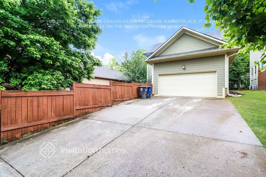 Building Photo - 3132 Cunningham Ln