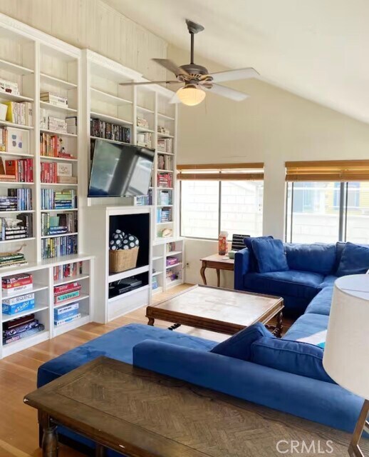 Building Photo - 116 Jade Ave