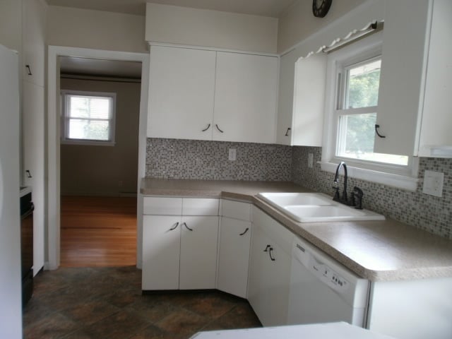 Building Photo - 429 Jennison Ave