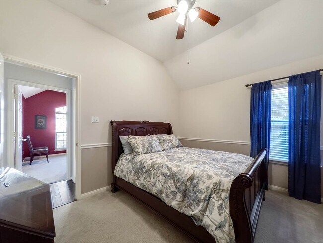 Building Photo - 5718 Indigo Trails Dr