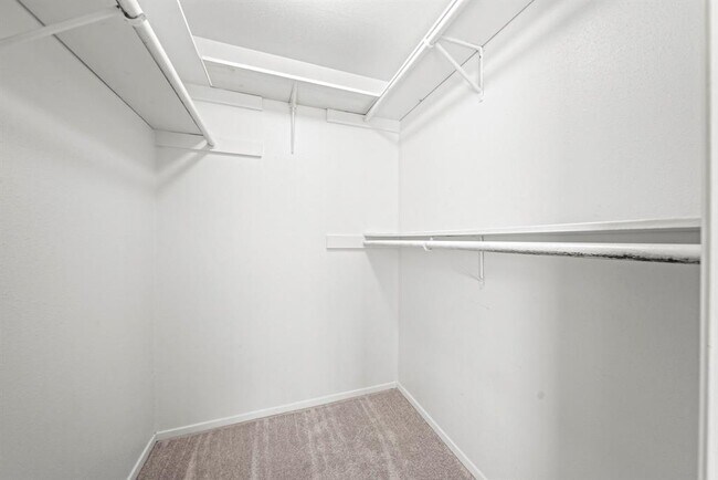 Building Photo - 14555 Wunderlich Dr