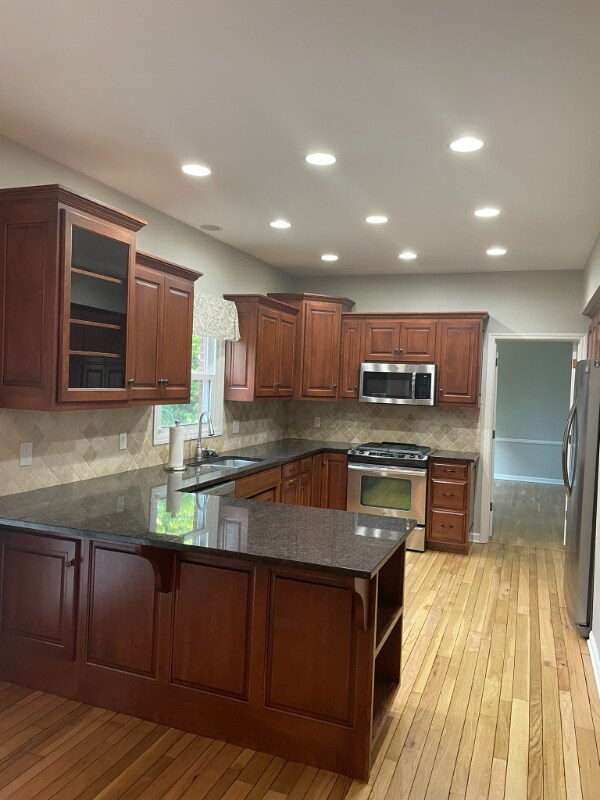 Building Photo - 2100 Cheltenham Rd