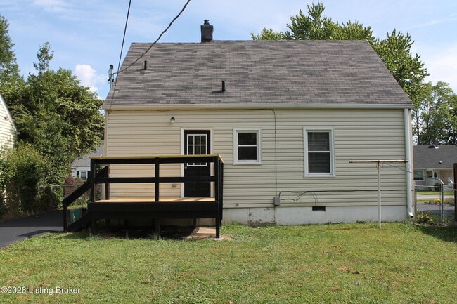 Building Photo - 528 Harris Pl
