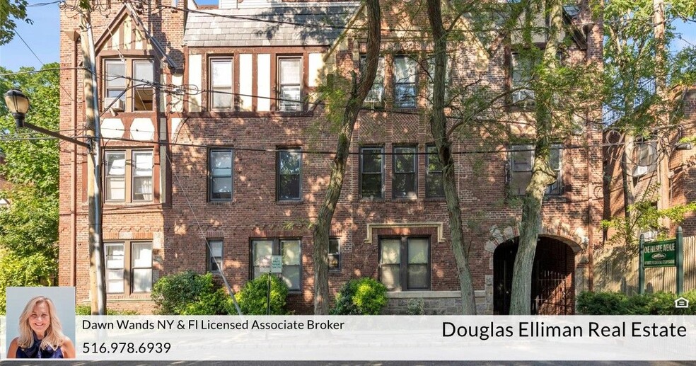 Building Photo - 1 Hillside Ave