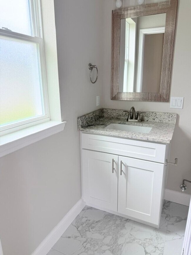 Building Photo - 29 Slumber Path