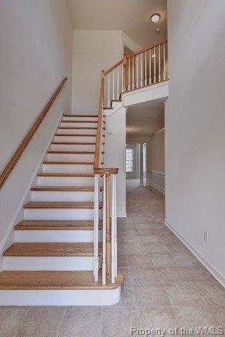 Building Photo - 104 Chanticleer Ct