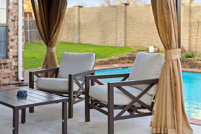 Building Photo - 4629 Amherst Ln