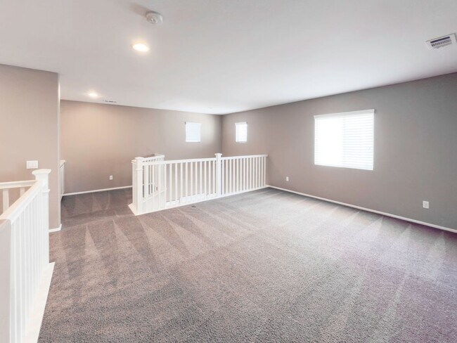 Building Photo - AVAILABLE NOW! 5 Bedroom, Cut-DeSac Home for Rent in a Beautiful, Murrieta Community!