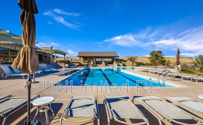 Building Photo - 1371 Kwana Ct