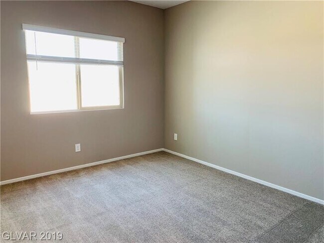 Building Photo - Amazing 2 story townhouse for lease!