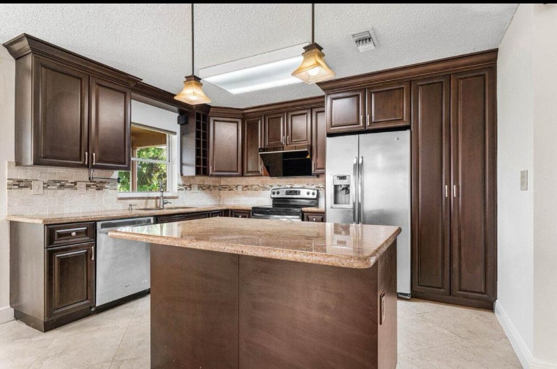 Building Photo - 10934 Crescendo Cir