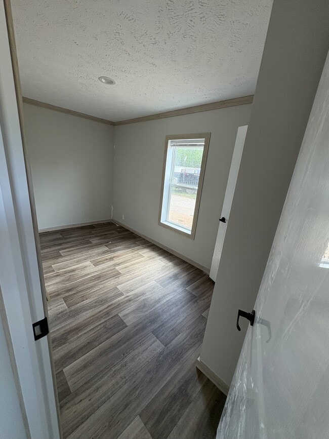 Building Photo - 400 Parker St