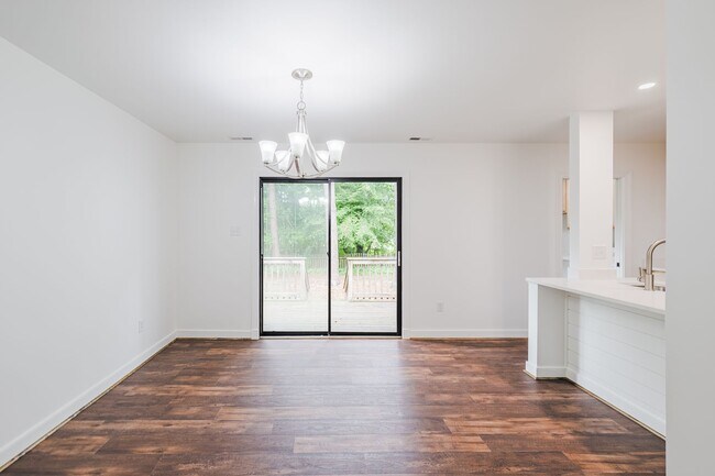 Building Photo - 1703 Choate Pl