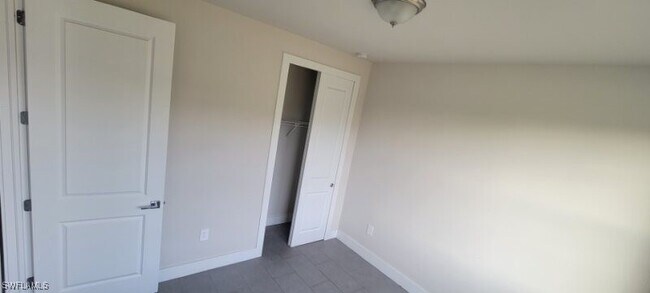 Building Photo - 5004 Jones Dr