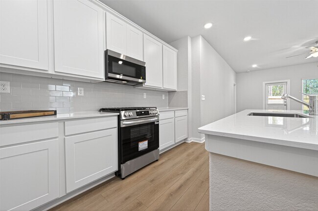 Building Photo - 8514 Blueberry Ash St