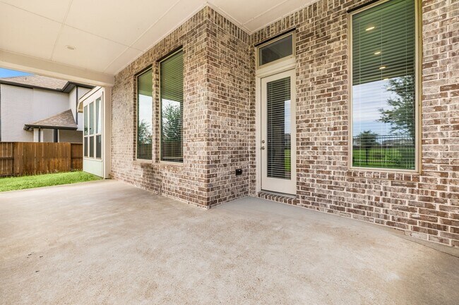 Building Photo - 6722 Waxbill Rd