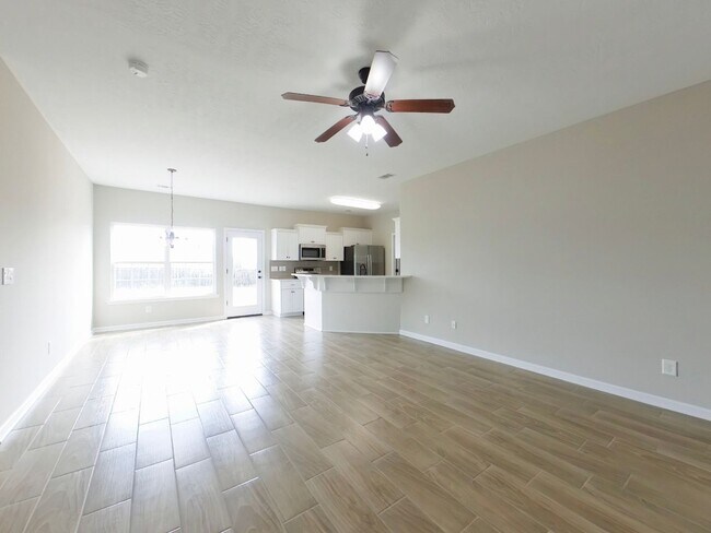 Building Photo - 760 Keyes Dr