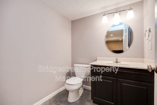 Building Photo - 1875 Prairie Clover Dr