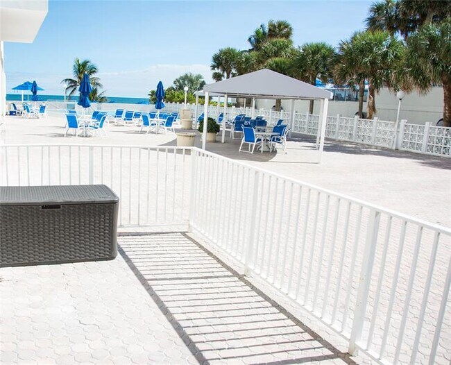 Building Photo - 4250 Galt Ocean Dr