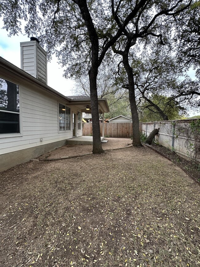 Building Photo - 2616 Gallant Fox Dr