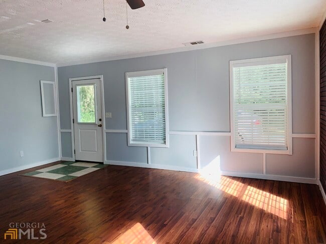 Building Photo - 30 Standing Rock Rd