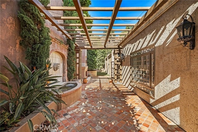 Building Photo - 1316 Beverly Grove Pl