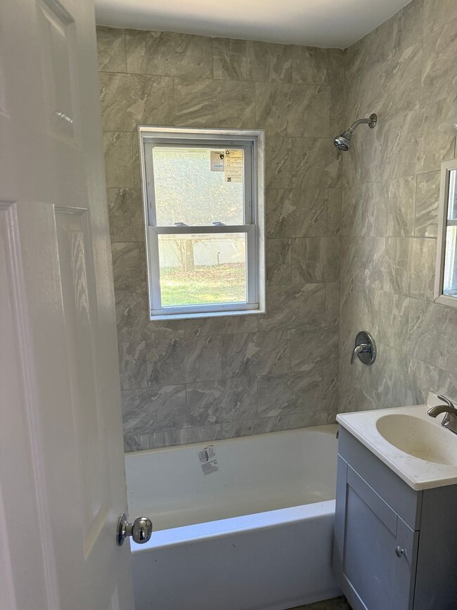 Building Photo - Turn-Key 4 Bedroom Home with Spacious Backyard – Coram, NY