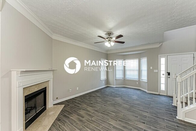 Building Photo - 2 Bedroom Pet-Friendly Home in Atlanta, GA with Main Street Renewal