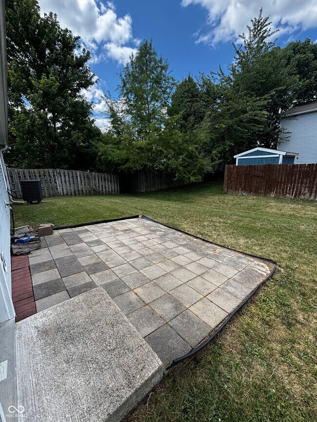 Building Photo - 2434 Harvest Moon Dr
